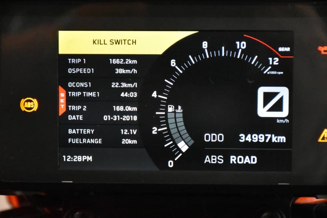 KTM 390DUKE - 中古/二手車出售中 基本改裝 行車記錄器 小資族二手重機買賣 | 小資族二手重機買賣