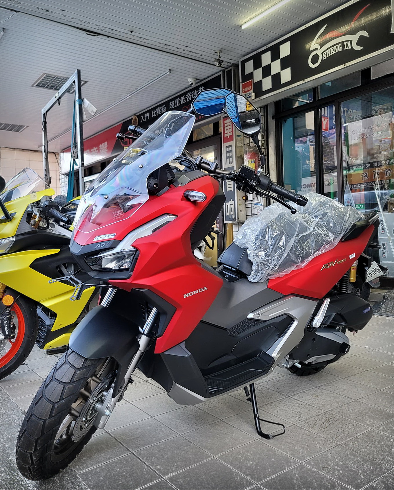 【勝大重機】HONDA ADV160 ABS - 「Webike-摩托車市」 【勝大重機】2023 HONDA ADV160 ABS 全新車售價$16.3萬