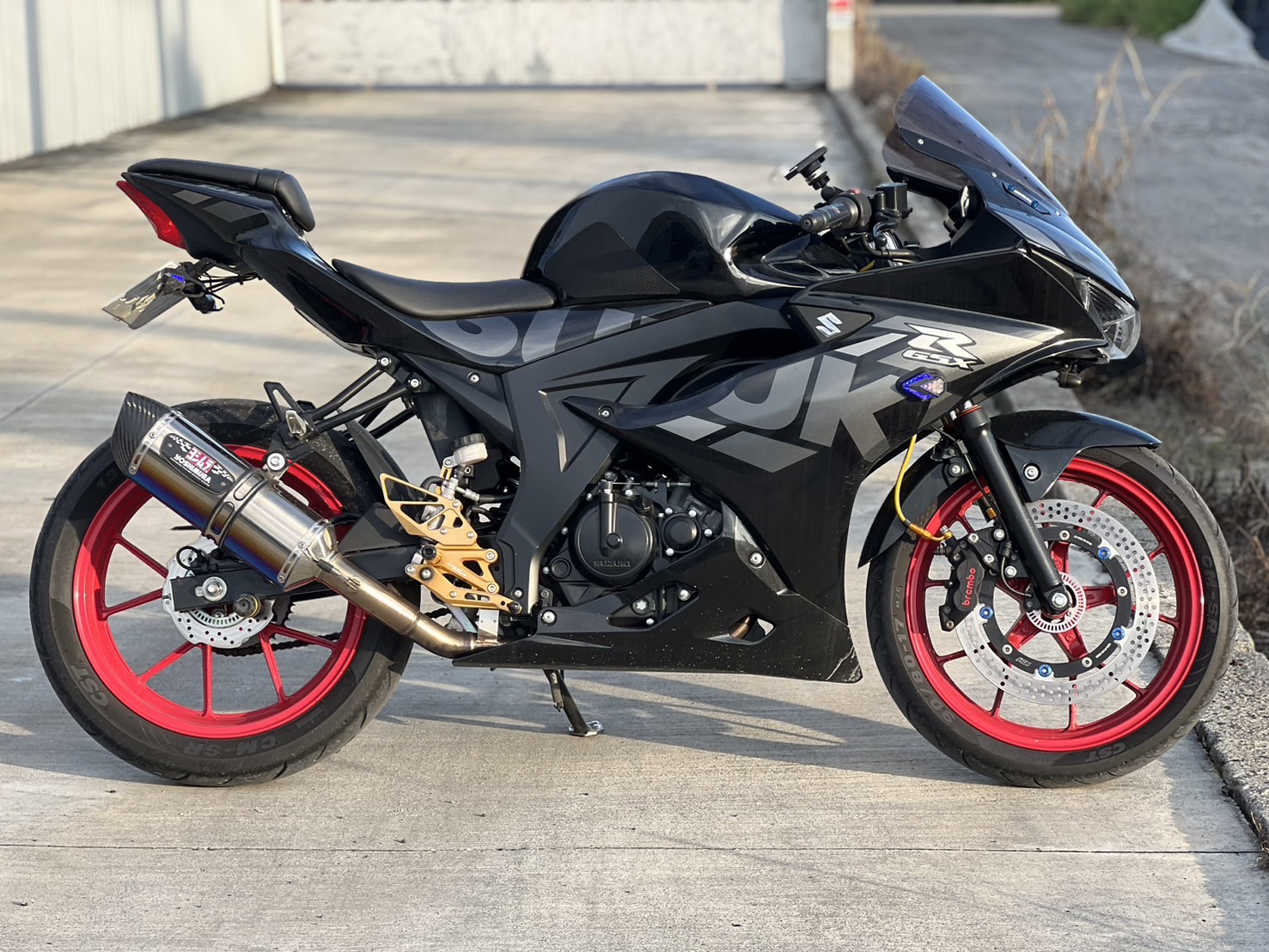 SUZUKI GSX-R150 - 中古/二手車出售中 GSX-R150近全新 精品改 | YSP 建興車業