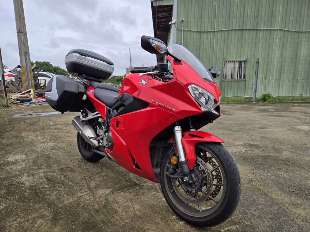 HONDA VFR800 Interceptor - 中古/二手車出售中 [出售] 2017年 HONDA VFR800 ABS | 老爹重機