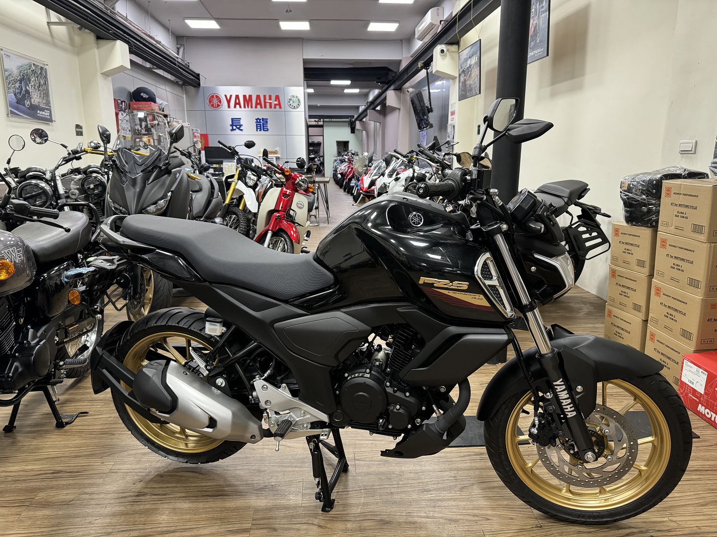 YAMAHA FZS-FI新車出售中 【新竹長龍車業】YAMAHA 山葉 全新 FZS 150 V4 TCS 0利率 | 新竹長龍車業行