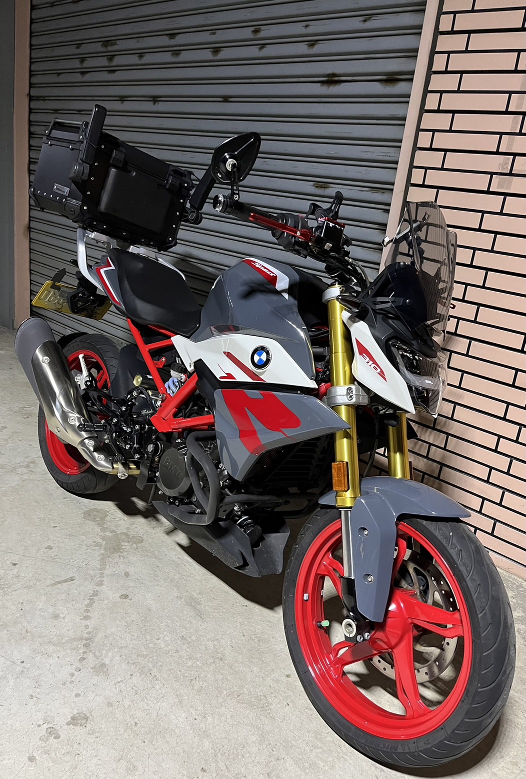 BMW G310GS - 中古/二手車出售中 BMW G310R 腳踏後移 H2＋後避震 實體店看車試乘 | 個人自售