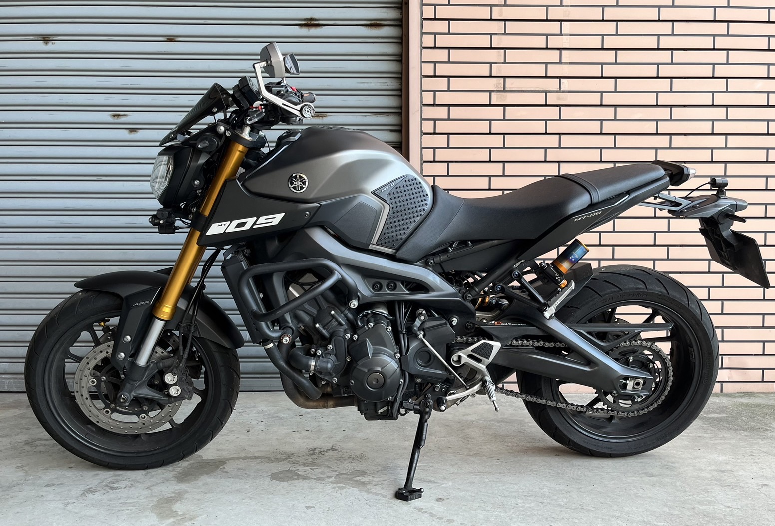 YAMAHA MT-09 - 中古/二手車出售中 MT-09 TCS 全馬力 滿改 車況絕佳   | 個人自售