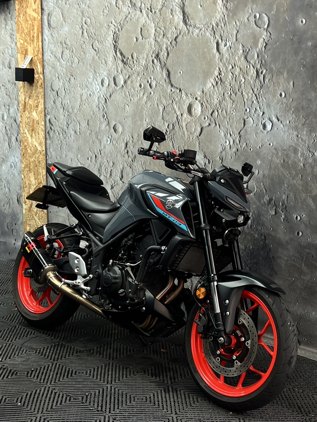 【個人自售】YAMAHA MT-03 - 「Webike-摩托車市」 2021年出廠 Yamaha MT-03 水泥灰 車況不錯