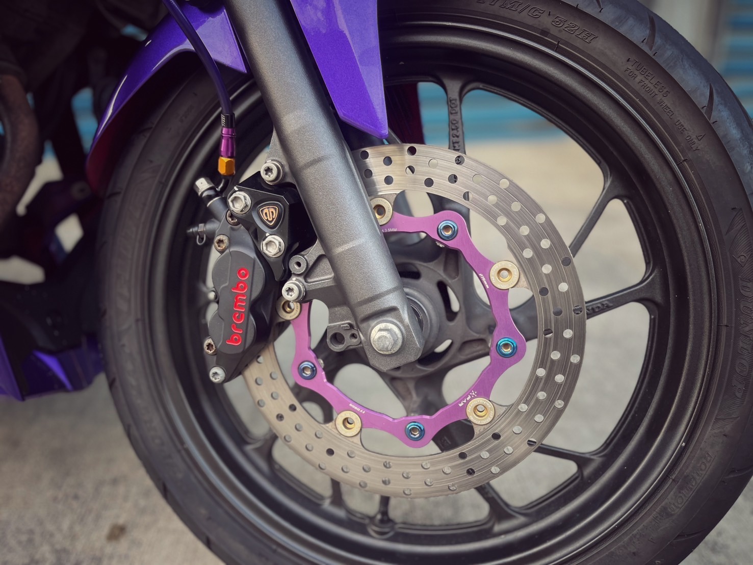 HONDA CBR150R - 中古/二手車出售中 碳蠍管 Brembo卡鉗 WH!Z腳踏 小資族二手重機買賣 | 小資族二手重機買賣