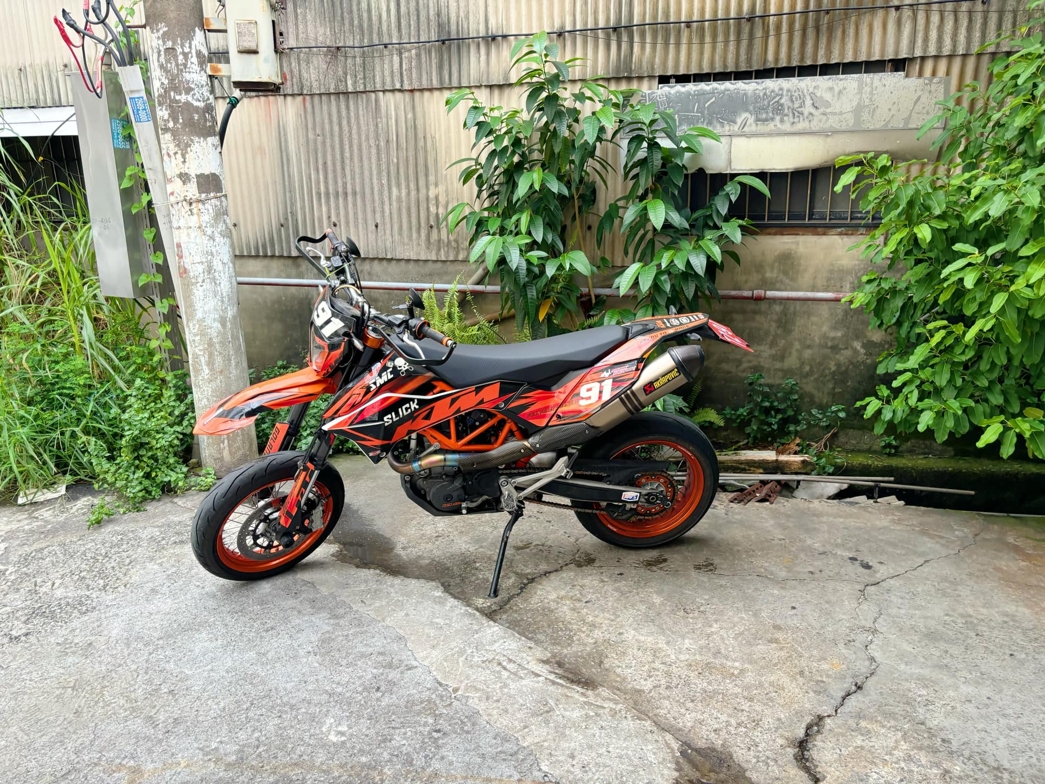 KTM 690SMC R - 中古/二手車出售中 KTM 690 SMC R  | 個人自售