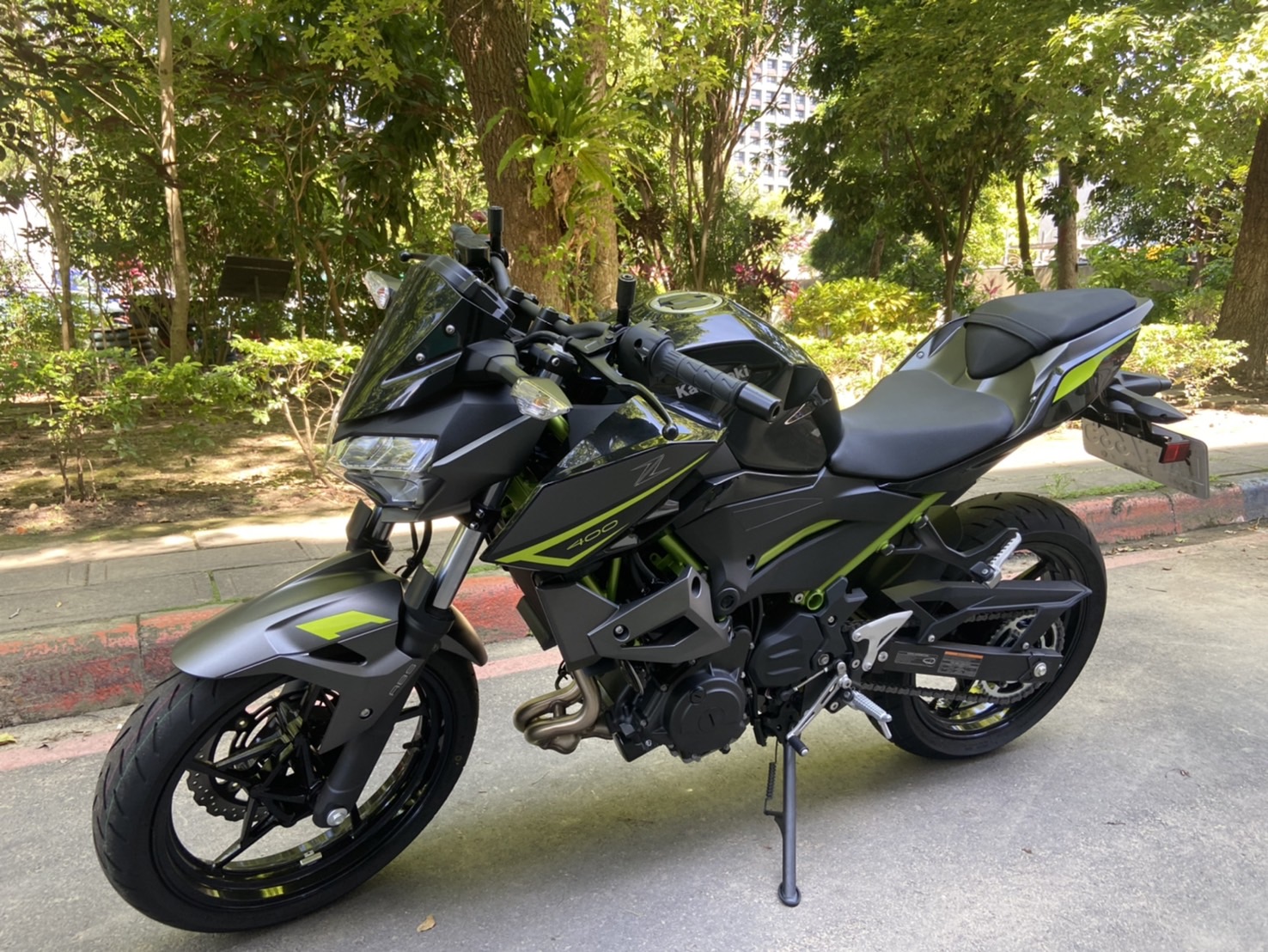 【立帆國際重機代銷中心】KAWASAKI Z400 - 「Webike-摩托車市」 全車如新3年原廠保固.買新買折扣享保固.全額銀帶免保人