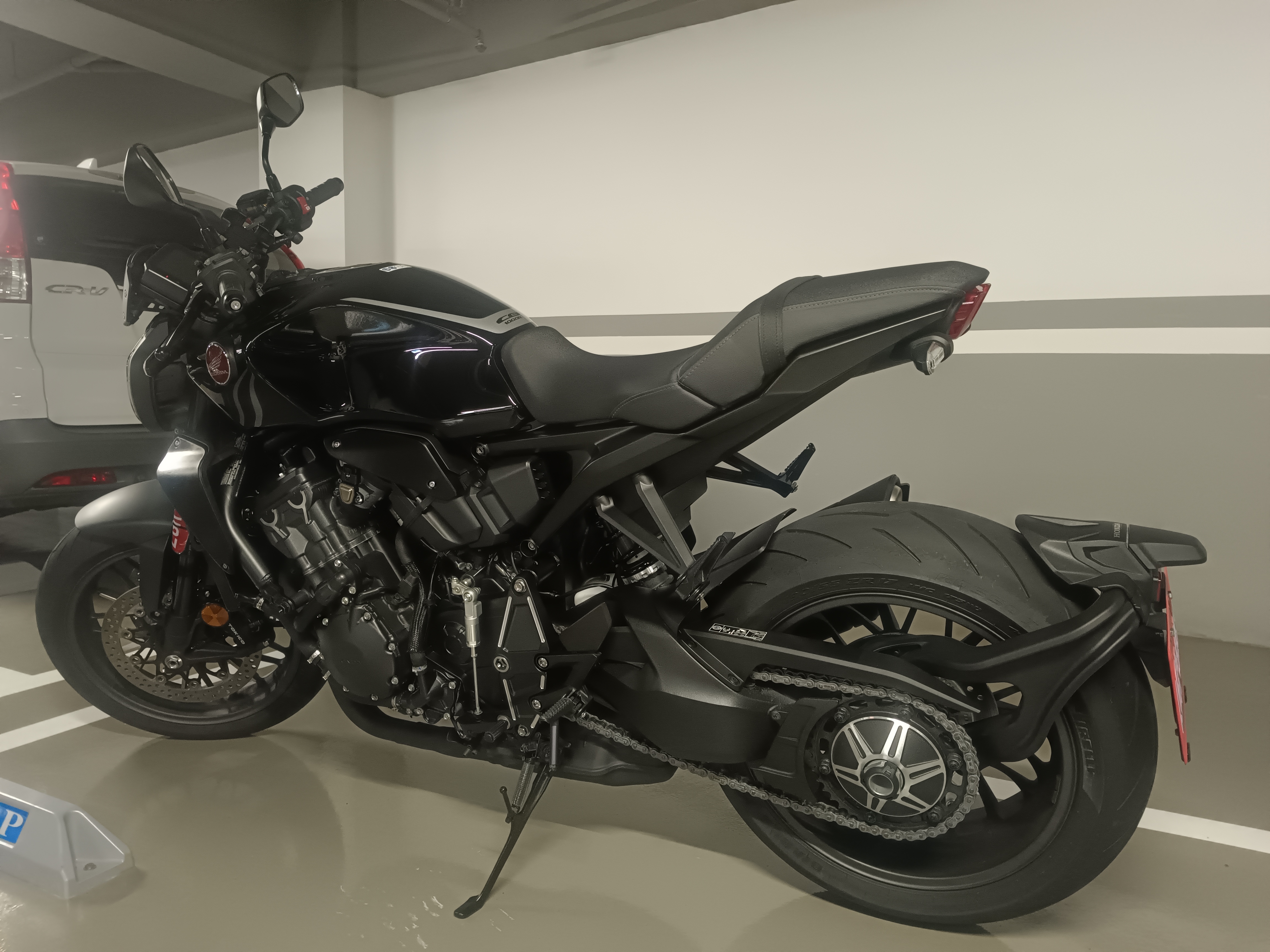 HONDA CB1000R - 中古/二手車出售中 2024 CB1000r Black Edition暗黑版本，24年出廠，24年9月購入，不到三個月等同新車，價錢可議 | 個人自售