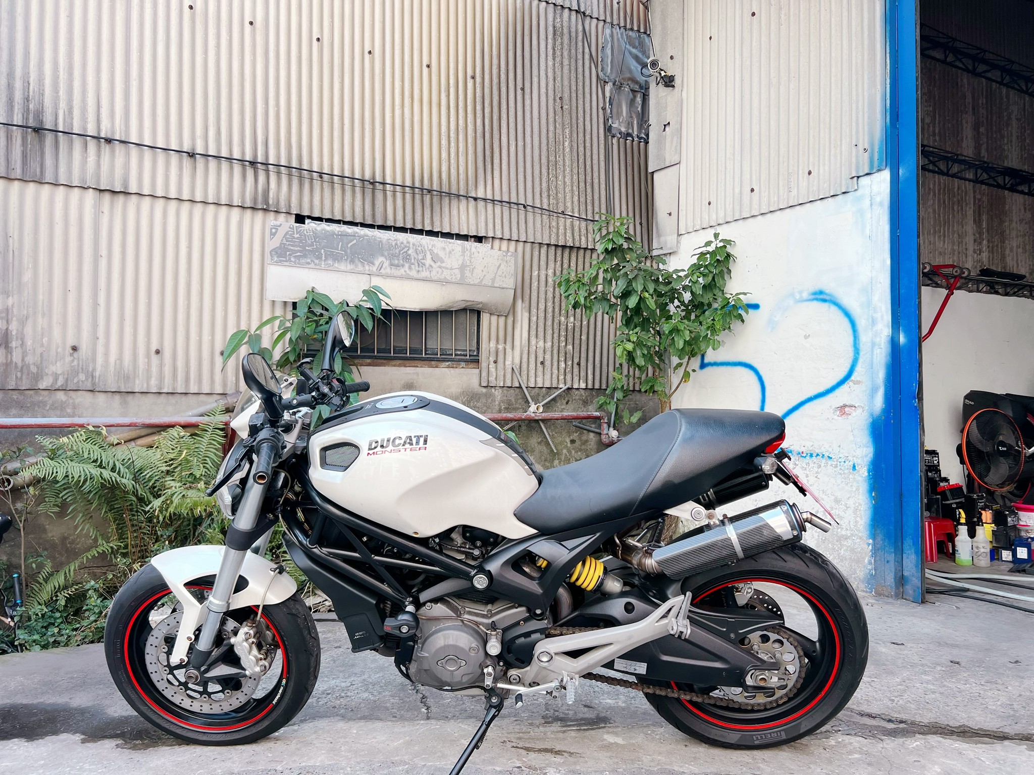 【大蔡】DUCATI MONSTER696 - 「Webike-摩托車市」 Ducati Monster 696
