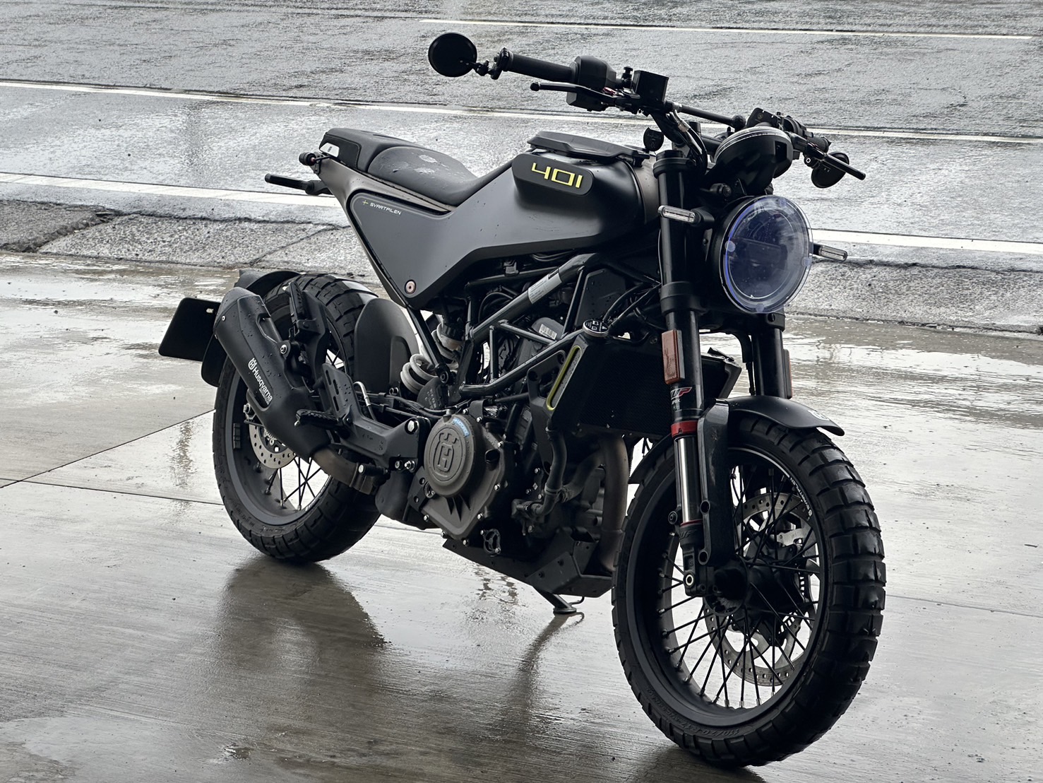 HUSQVARNA SVARTPILEN 401 - 中古/二手車出售中 黑箭401（近全新） | YSP 建興車業