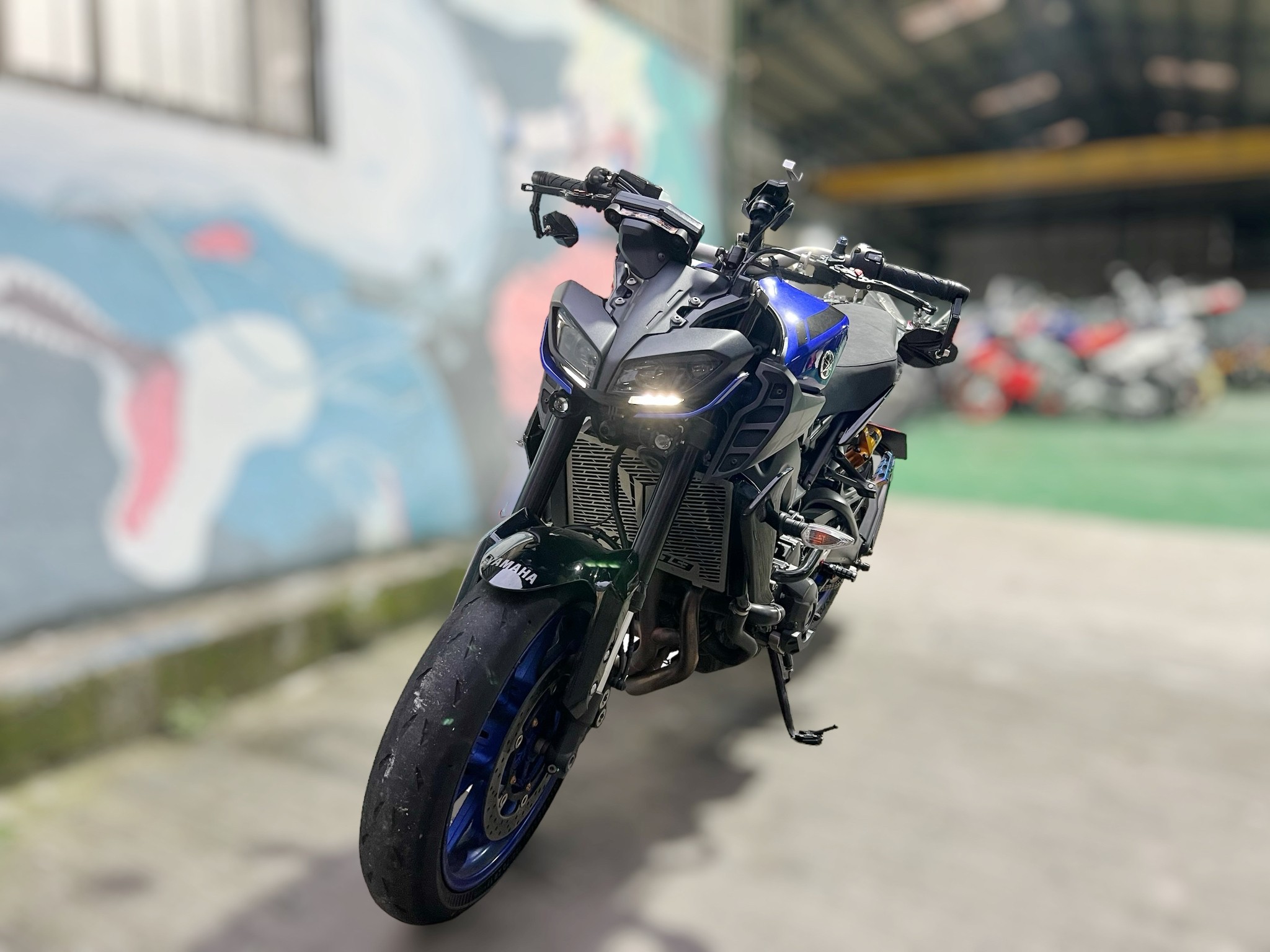 YAMAHA MT-09 - 中古/二手車出售中 YAMAHA MT09 公司車刷全馬力 協助分期、託運、換車補貼、代償結清 Line ID:@q0984380388 | 小菜輕重機