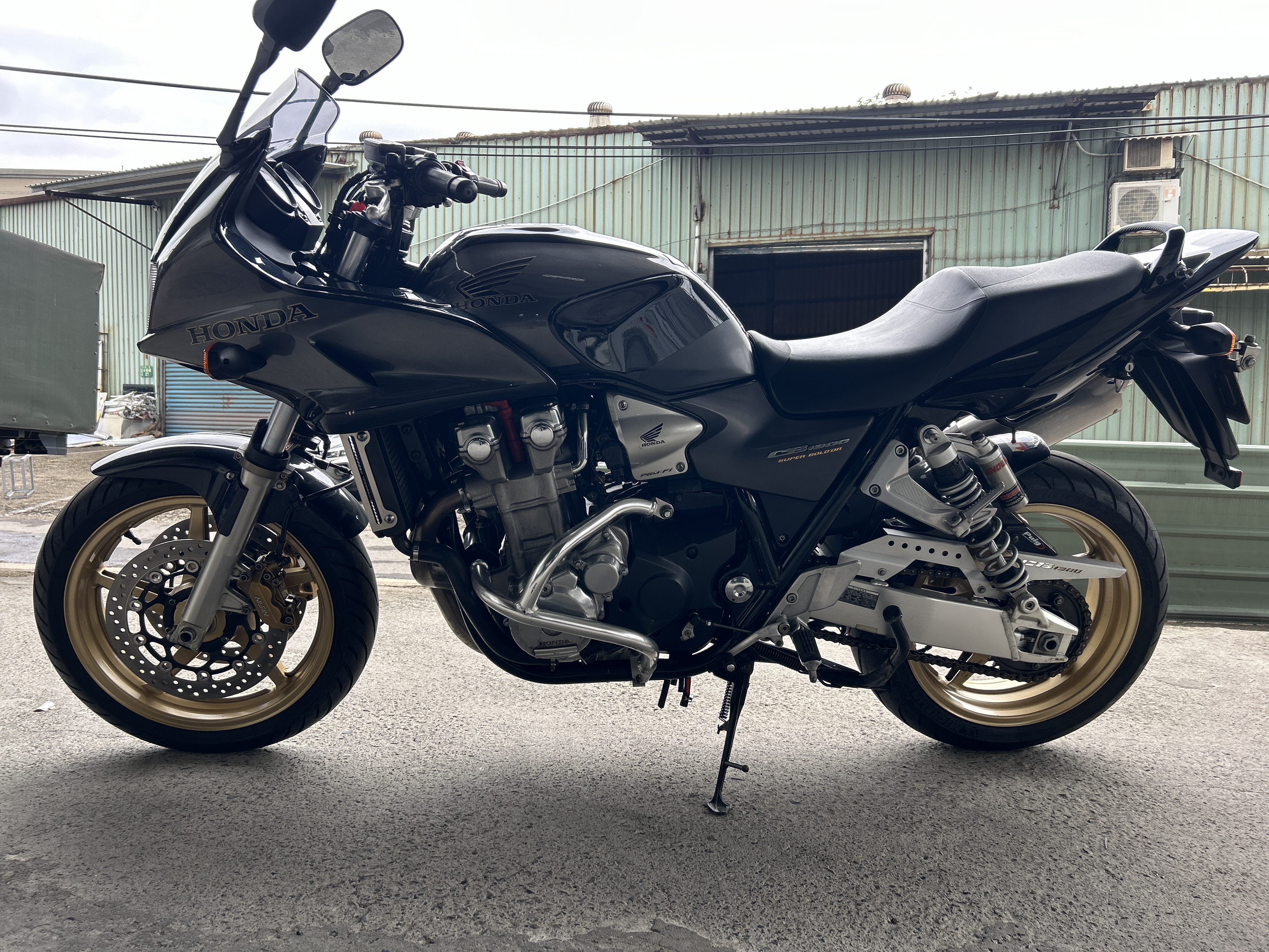 HONDA CB1300SB (CB1300S) - 中古/二手車出售中 2005 HONDA CB 1300SB | 個人自售