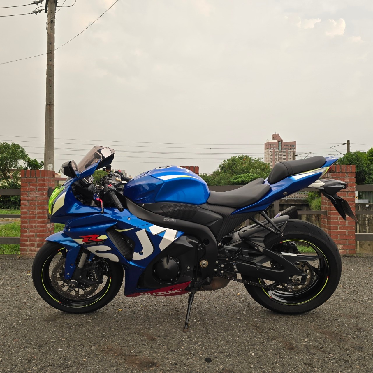 SUZUKI GSX-R1000 - 中古/二手車出售中 2016 SUZUKI GSX-R1000 鈴木 大魯 公升級 紅牌重機 大型重機 全額貸 車換車 | 飛翔國際