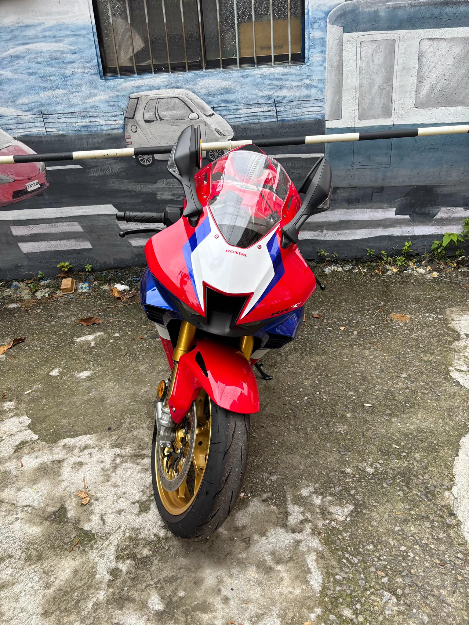 新車HONDA  CBR1000RR-R SP版 新車出售中 新車HONDA CBR1000RR-R SP版  | 個人自售