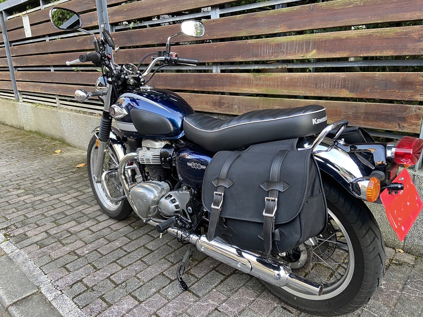 KAWASAKI W800 - 中古/二手車出售中 台崎美車託售.定期保養.車況極佳.車主年邁割愛.全額銀貸免保人 | 個人自售