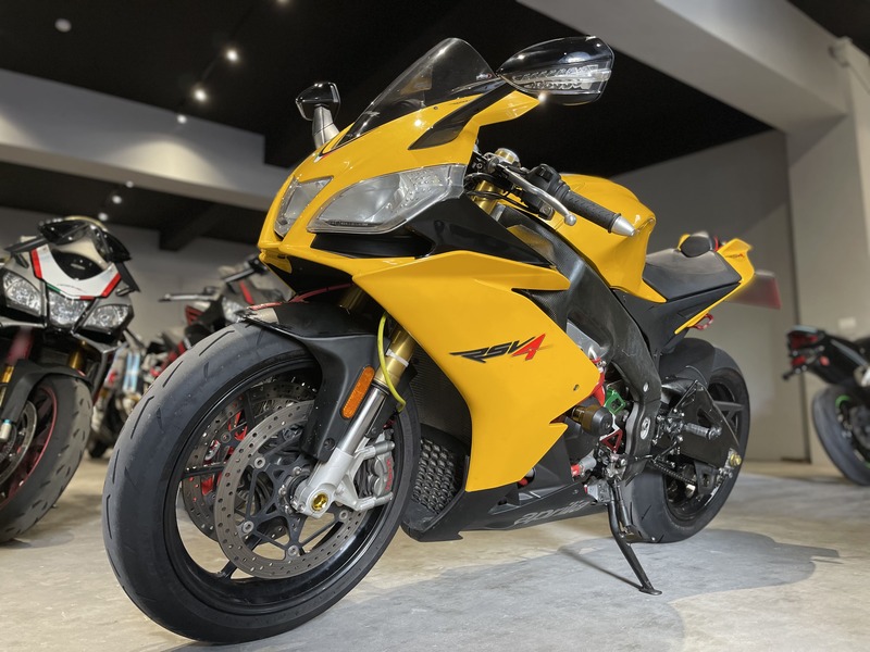 APRILIA RSV4 - 中古/二手車出售中 2013年 APRILIA RSV4/0元交車/分期貸款/車換車/線上賞車/到府交車 | 翊帆國際重車