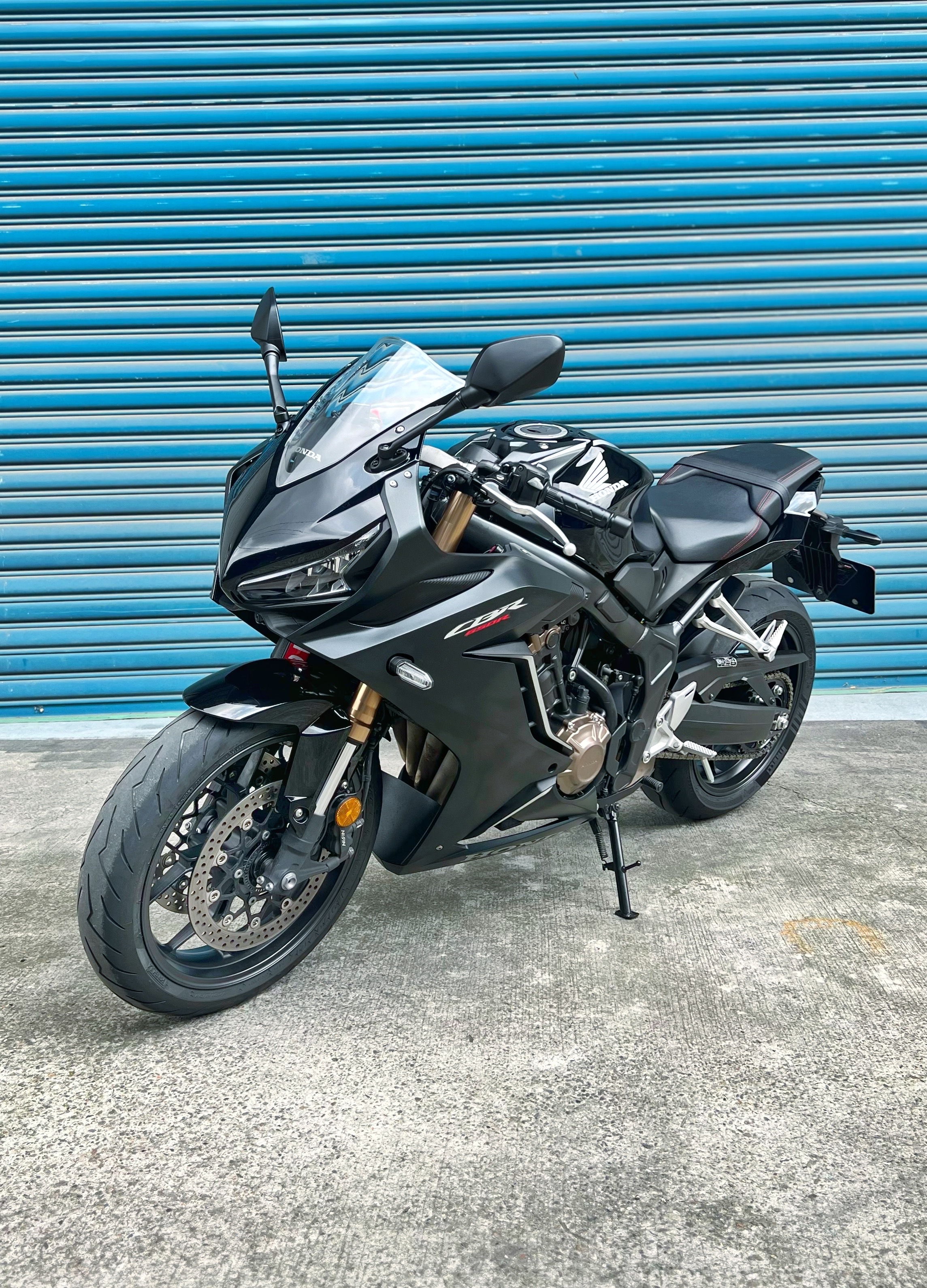 HONDA CBR650R - 中古/二手車出售中 2021年 台本車 CBR650R 黑色系 無摔 無事故 | 阿宏大型重機買賣