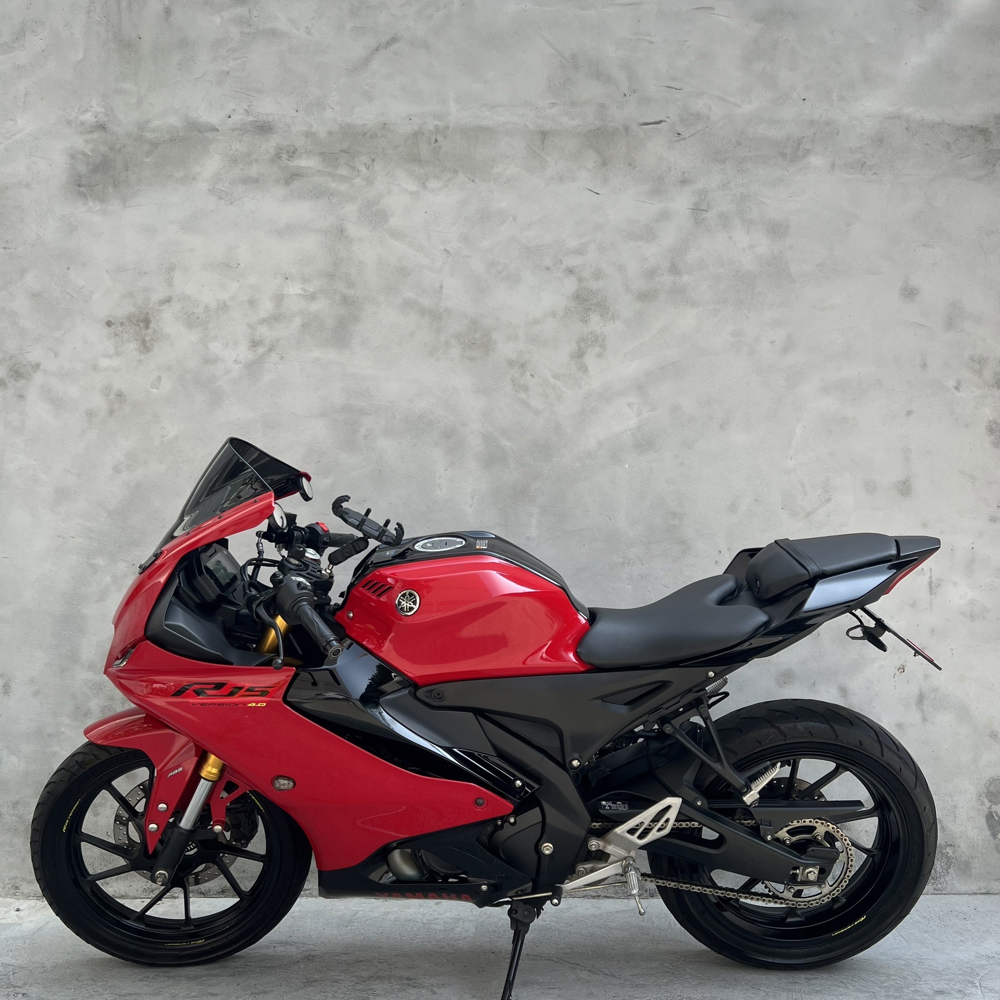 【個人自售】YAMAHA YZF-R15 - 「Webike-摩托車市」 2022 R15V4