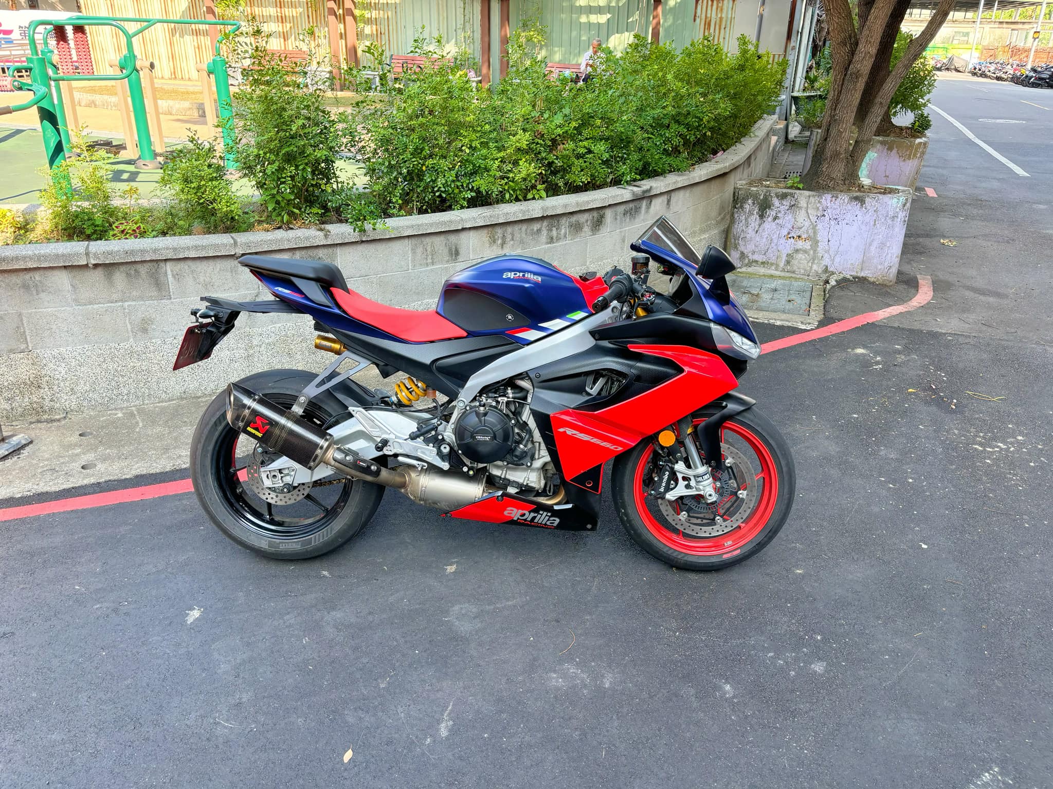 APRILIA RS 660 - 中古/二手車出售中 APRILIA RS660 歐規全馬力 | 個人自售