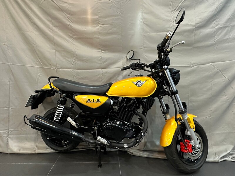 光陽 AIR 150 - 中古/二手車出售中 2015 光陽 a.i.r 150 | 佶輪車業有限公司