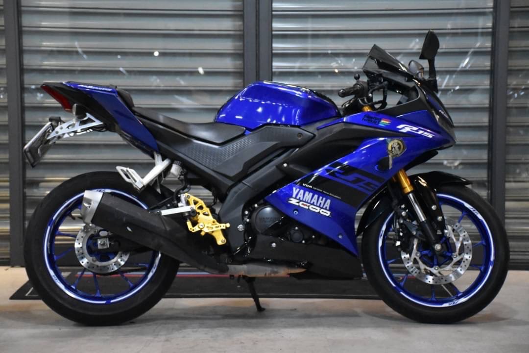 YAMAHA YZF-R15 - 中古/二手車出售中 2018/19短牌架、腳踏後移 小資族二手重機買賣 | 小資族二手重機買賣