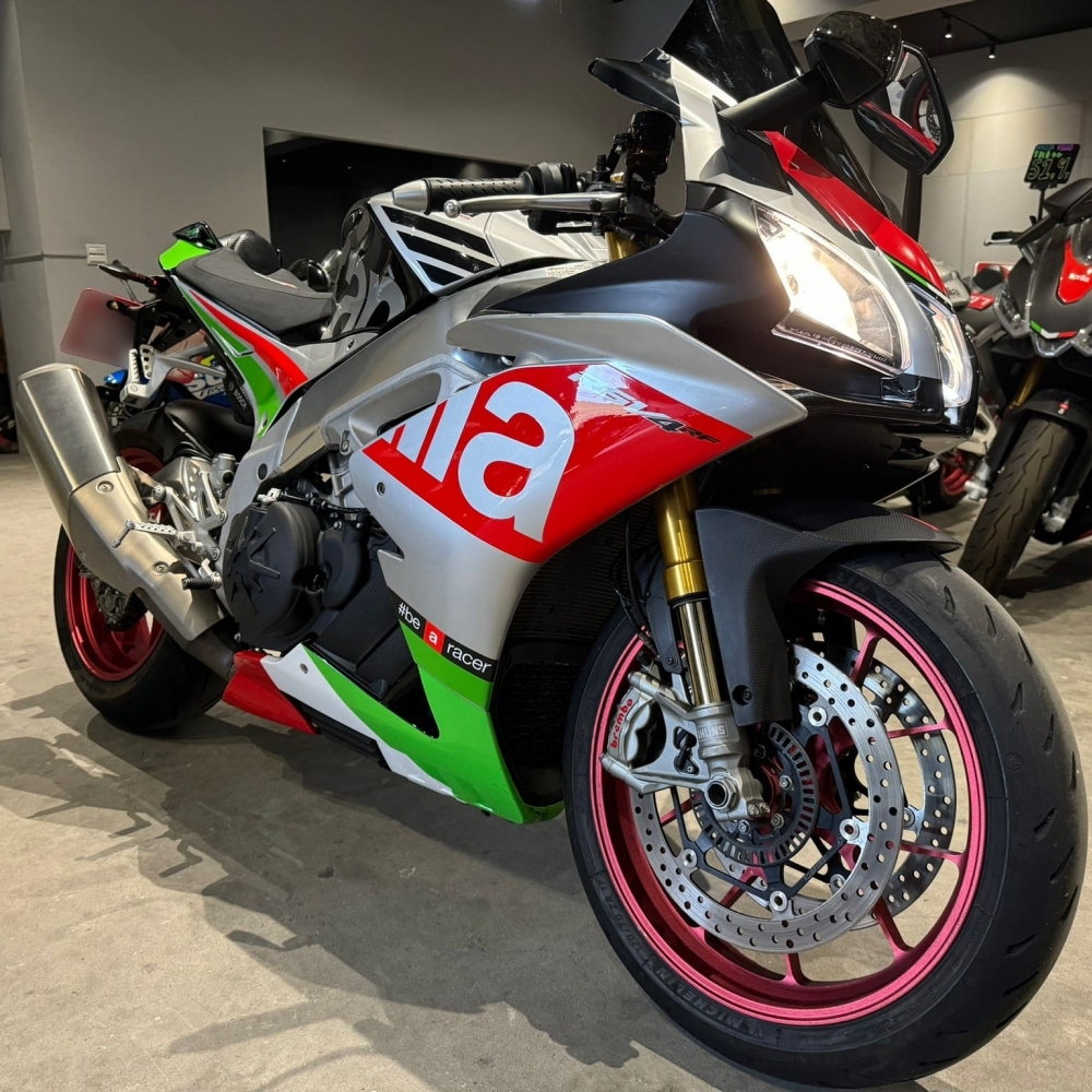 APRILIA RSV4 RF - 中古/二手車出售中 【2017 APRILIA RSV4 RF】 | 翊帆重車阿凱