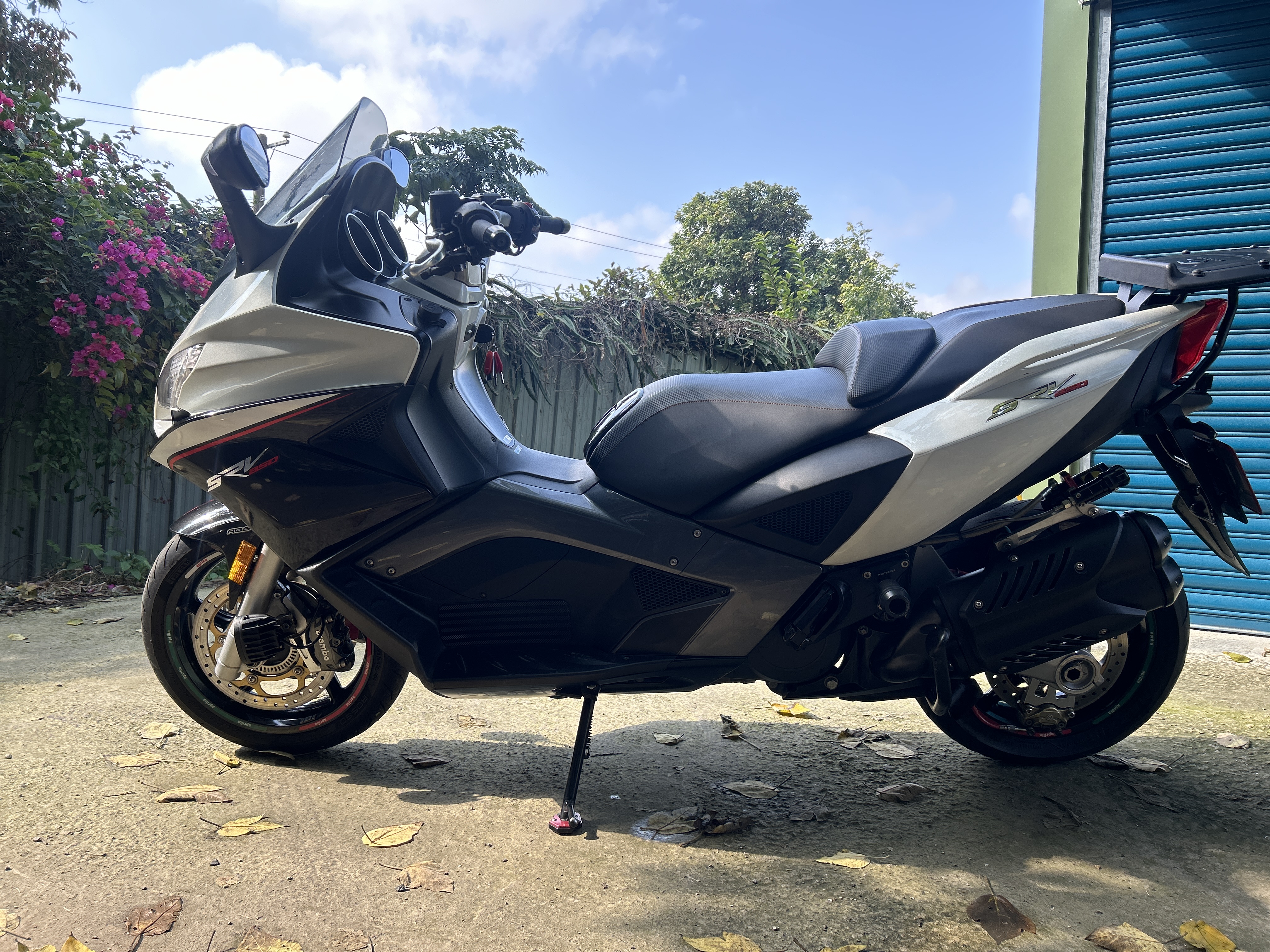 APRILIA SRV850 - 中古/二手車出售中 2015 APRILIA SRV850 | 個人自售