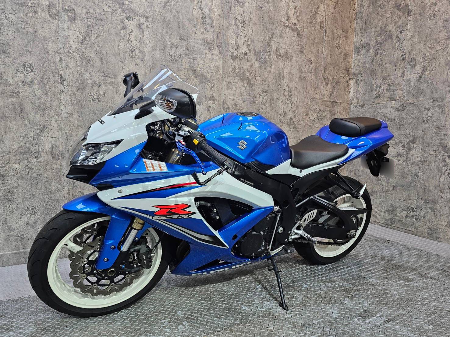 SUZUKI GSX-R600 - 中古/二手車出售中 2008年 SUZUKI GSX-R600/0元交車/分期貸款/車換車/線上賞車/到府交車 | 翊帆國際重車