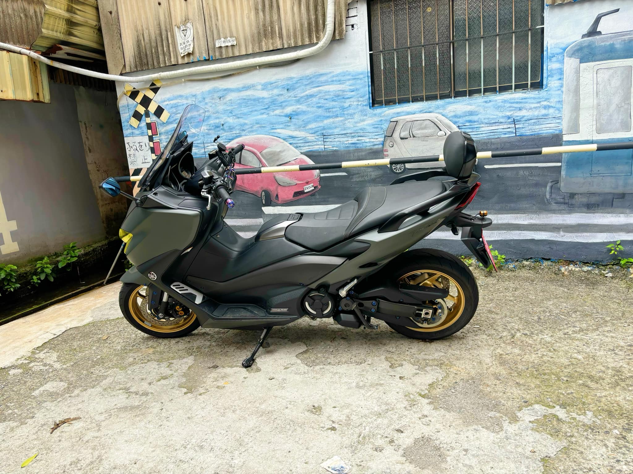 【個人自售】YAMAHA TMAX560 - 「Webike-摩托車市」 YAMAHA TMAX560 頂規版公司車