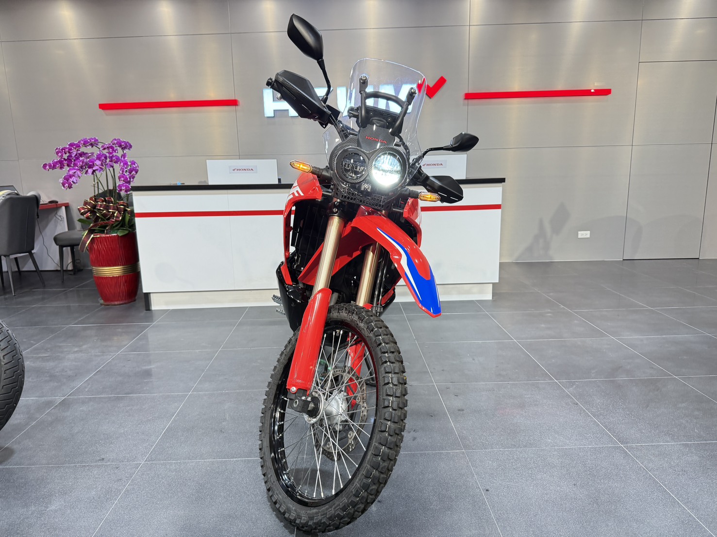 HONDA CRF300 RALLY - 中古/二手車出售中 車款 : CRF300 Rally 出廠年份：2023 領牌年份：2023.03 行駛里程：1080公里 車輛所在：新北市中和區 | 個人自售