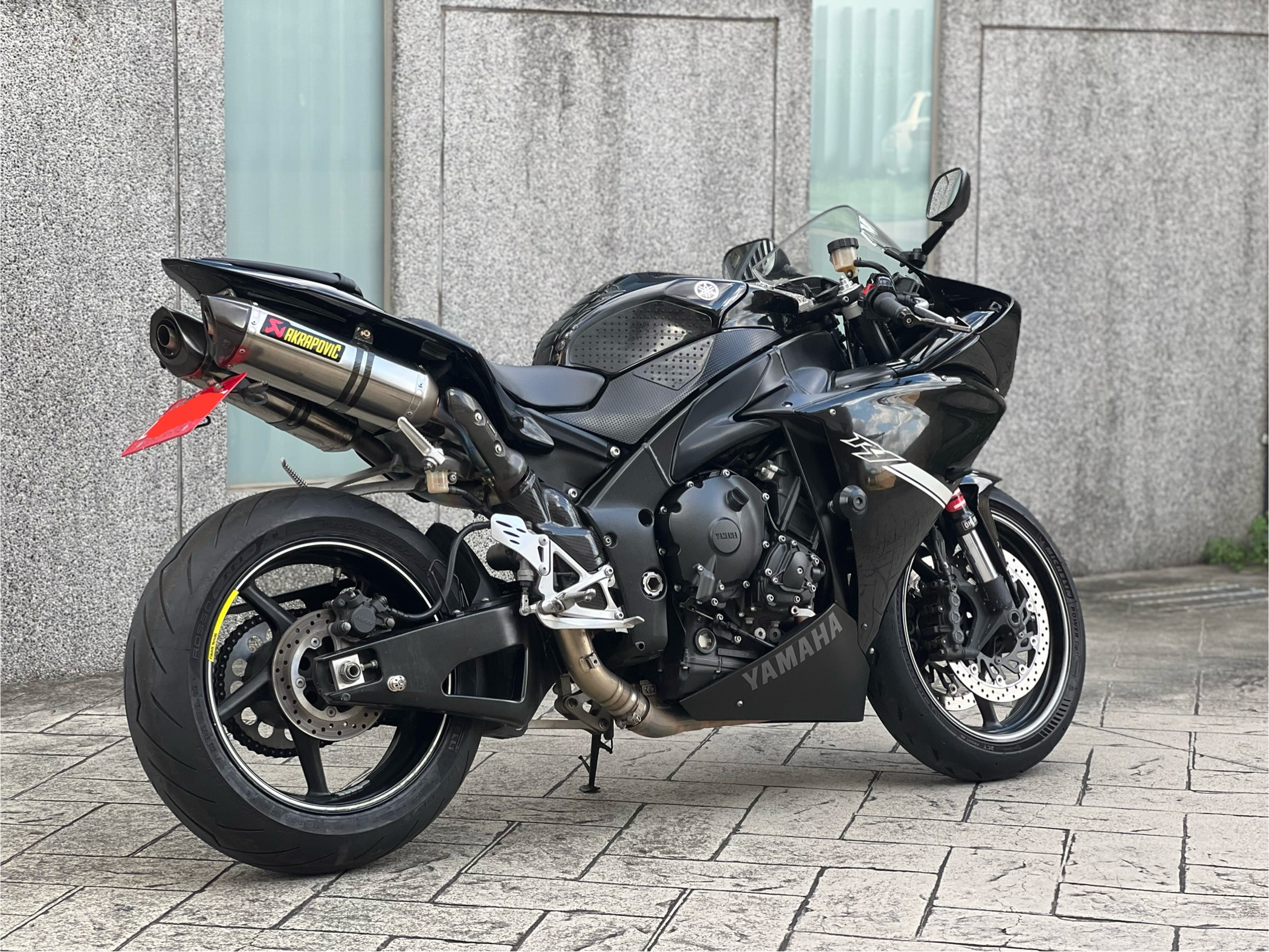 YAMAHA YZF-R1 - 中古/二手車出售中 2010 YAMAHA YZF R1 | 個人自售