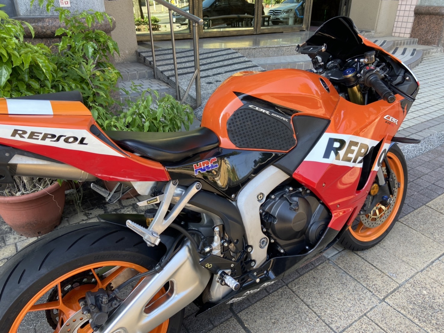 HONDA CBR600RR - 中古/二手車出售中 公認最親民好駕馭的跑車CBR600RR車況佳.全額銀貸 | 立帆國際重機代銷中心