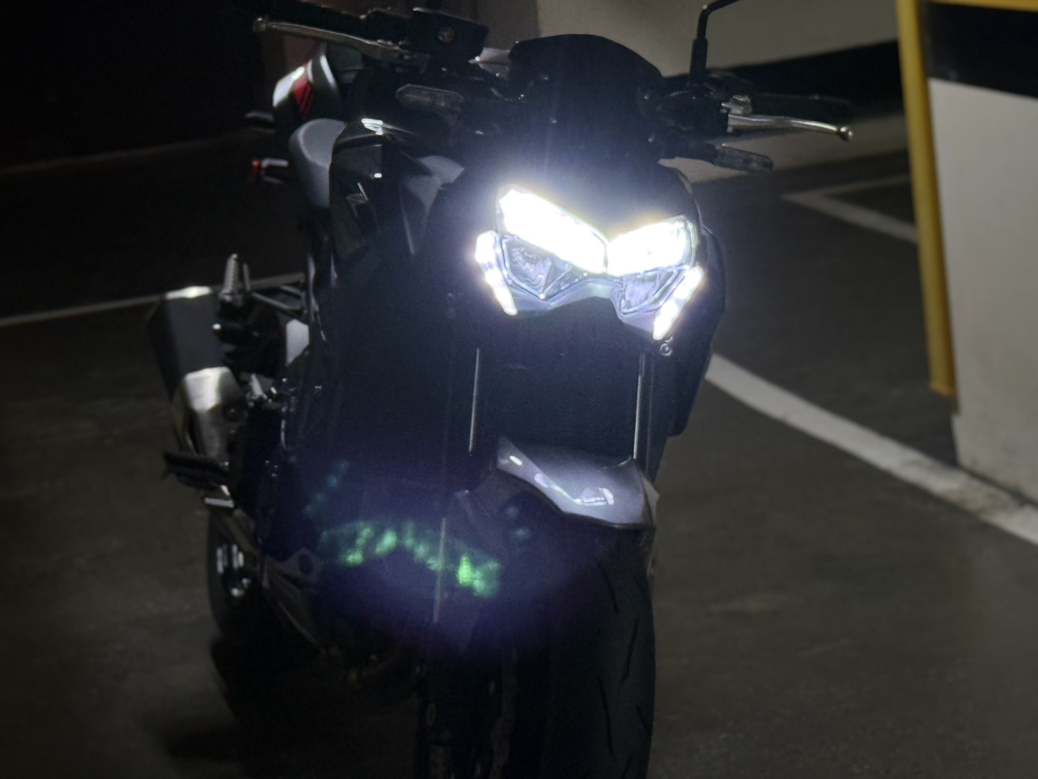 KAWASAKI Z900 - 中古/二手車出售中 【認證中古車 】2023 Z900 KRTC 可全額貸款 強力過件  | 柏霖動機Kawasak職人-阿弘