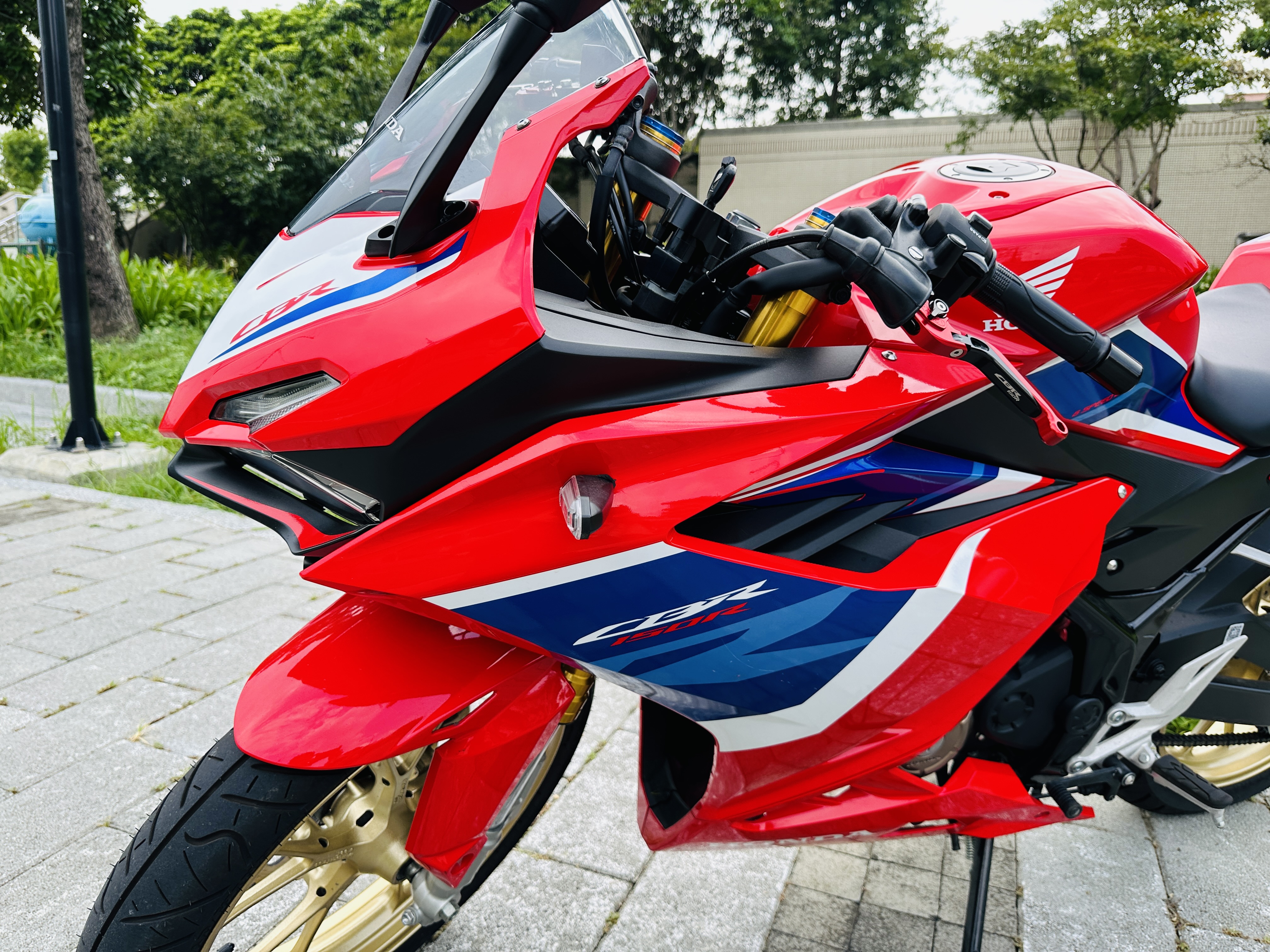 HONDA CBR150R - 中古/二手車出售中 HONDA CBR150R 2023領 才跑3百 輕擋車 | 輪泰車業