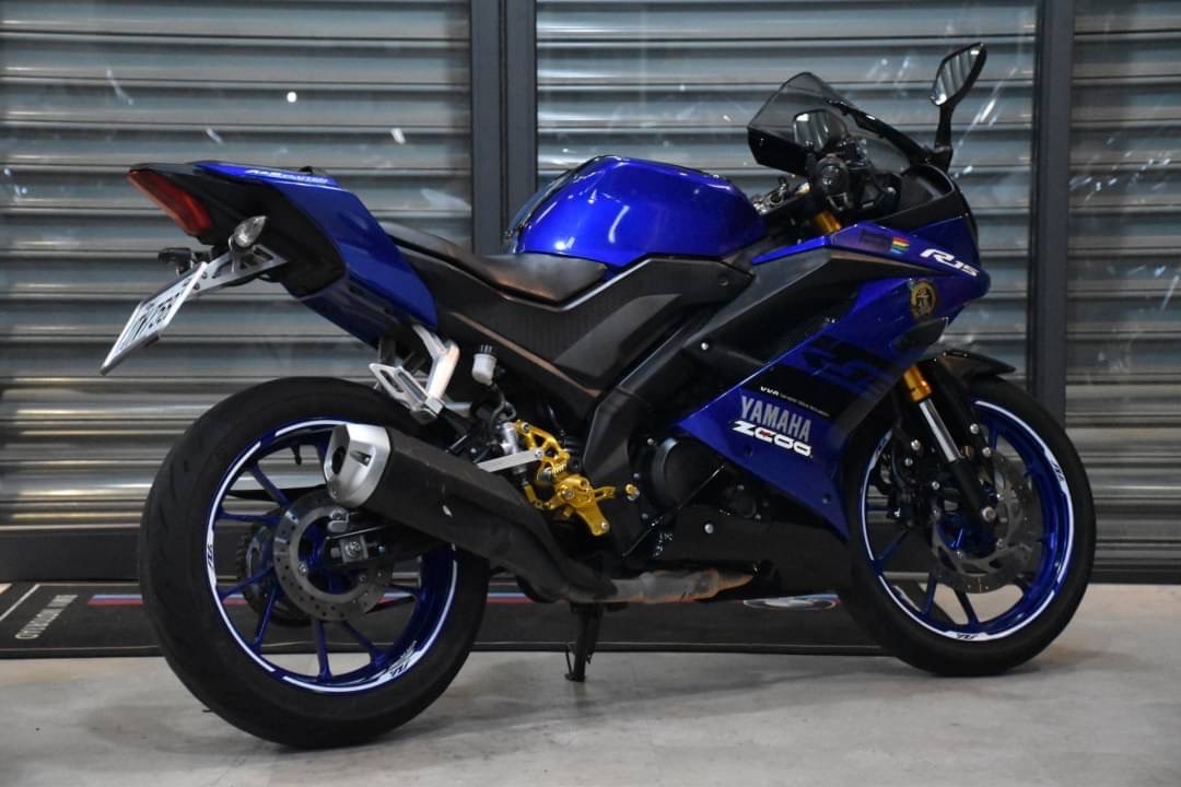 YAMAHA YZF-R15 - 中古/二手車出售中 2018/19短牌架、腳踏後移 小資族二手重機買賣 | 小資族二手重機買賣