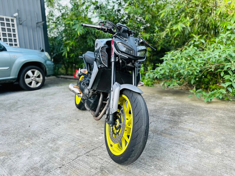 YAMAHA MT-09 - 中古/二手車出售中 Yamaha MT-09 多樣改裝 可協助貸款 | 摩托販