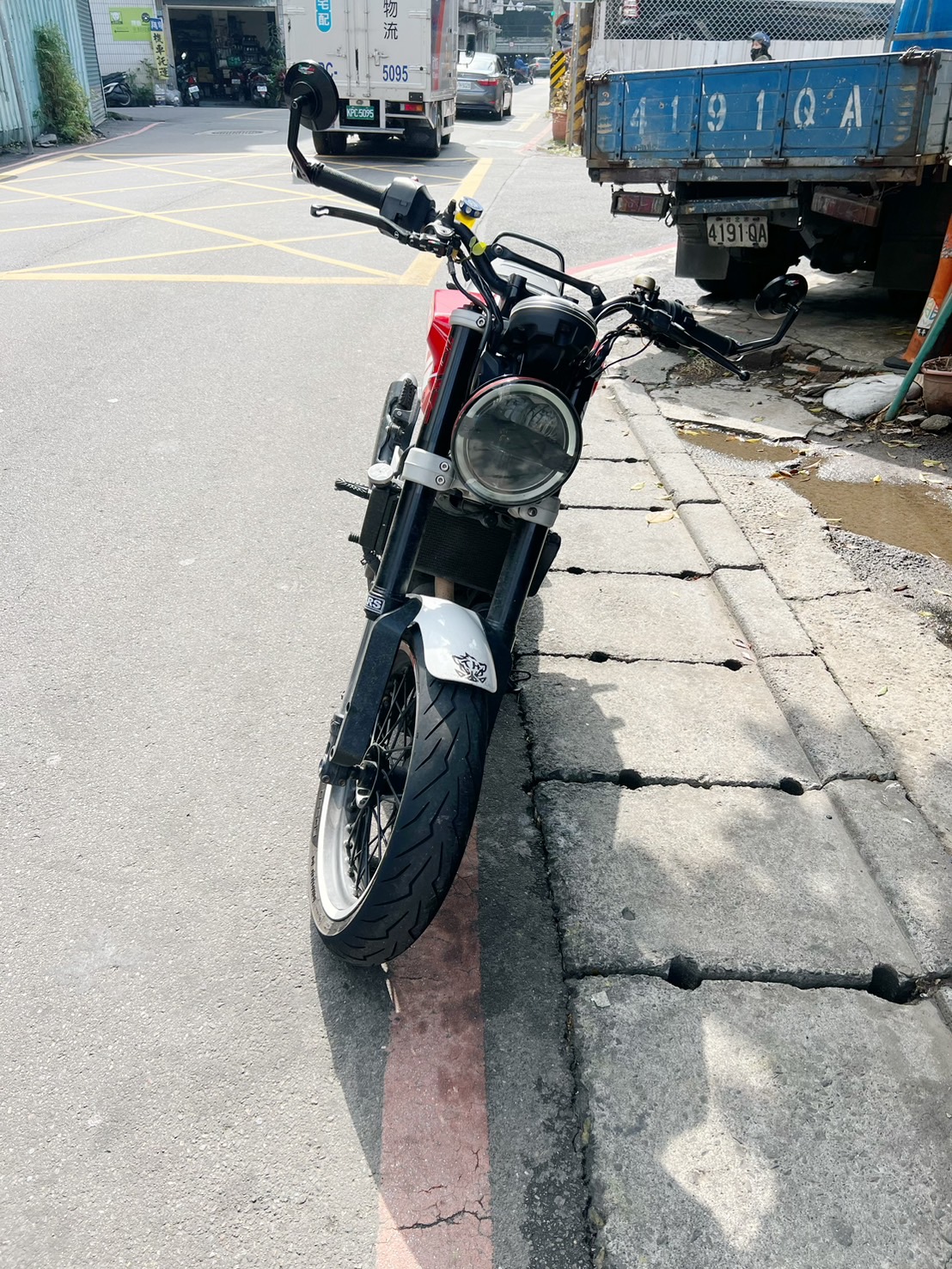 HUSQVARNA SVARTPILEN 401 - 中古/二手車出售中 Husqvarna Svartpilen 黑箭401 | 大蔡