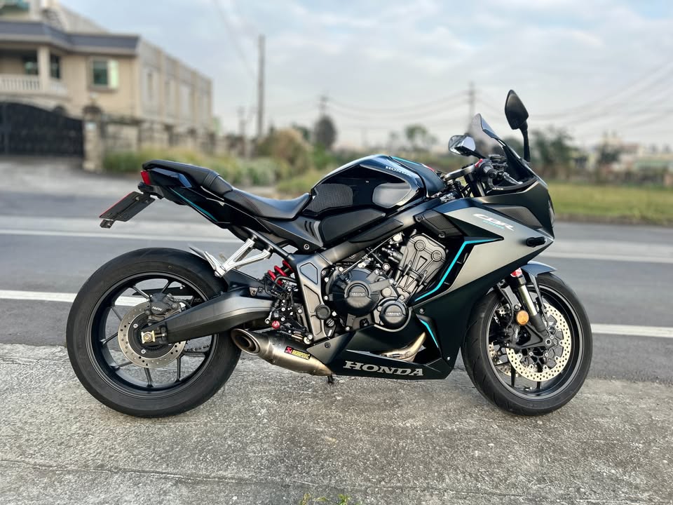 HONDA CBR650R - 中古/二手車出售中 2021 HONDA CB650R | 個人自售