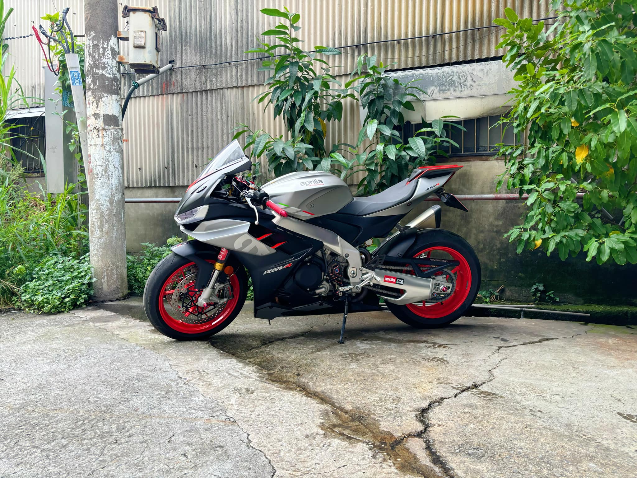 【個人自售】APRILIA  RSV4 1100 STD公司車 - 「Webike-摩托車市」 APRILIA RSV4 1100 STD公司車