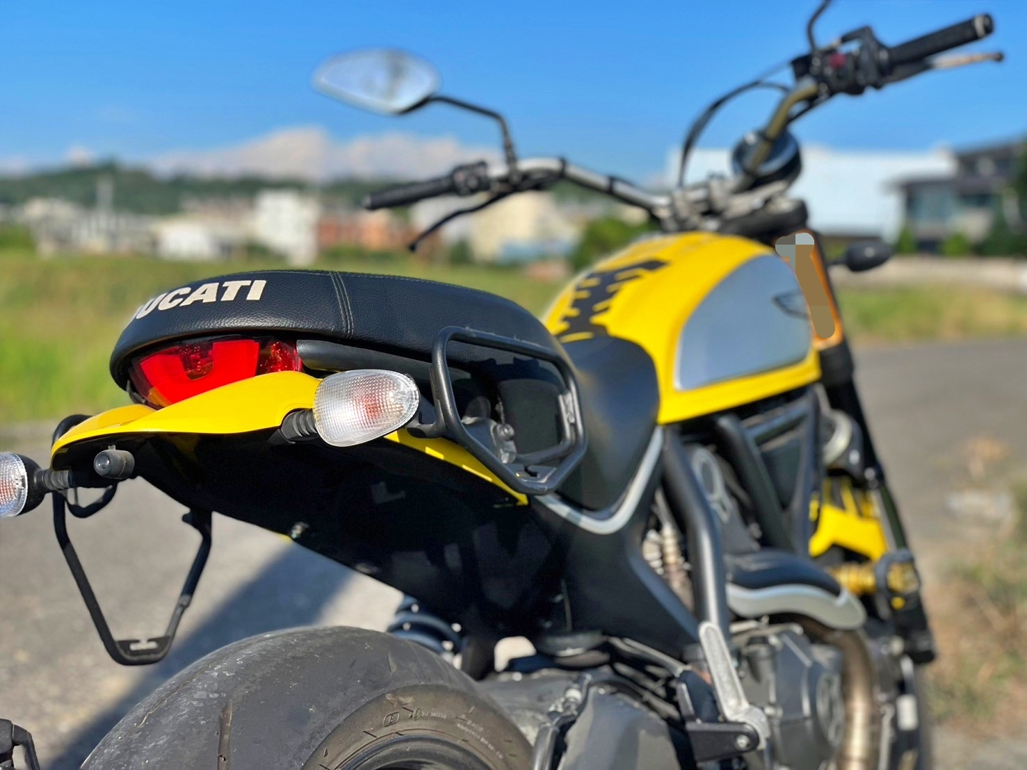 DUCATI SCRAMBLER [SCRAMBLER] - 中古/二手車出售中 街車與越野的跨界車款 低座高女生也能輕鬆駕馭的Scrambler 800 | 武士重機-阿良