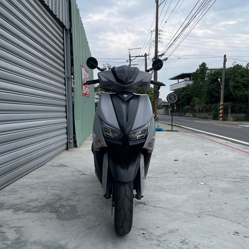 YAMAHA CYGNUS125 - 中古/二手車出售中 2023 Yamaha 勁戰6.5代 近新車 | 繪馬重型機車股份有限公司