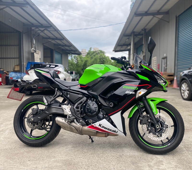 KAWASAKI NINJA650 - 中古/二手車出售中 KRT配色 車美 無摔 無事故  搜尋 IG:Motoshen 專營大聖二輪廣場 | Motoshen大聖二輪廣場