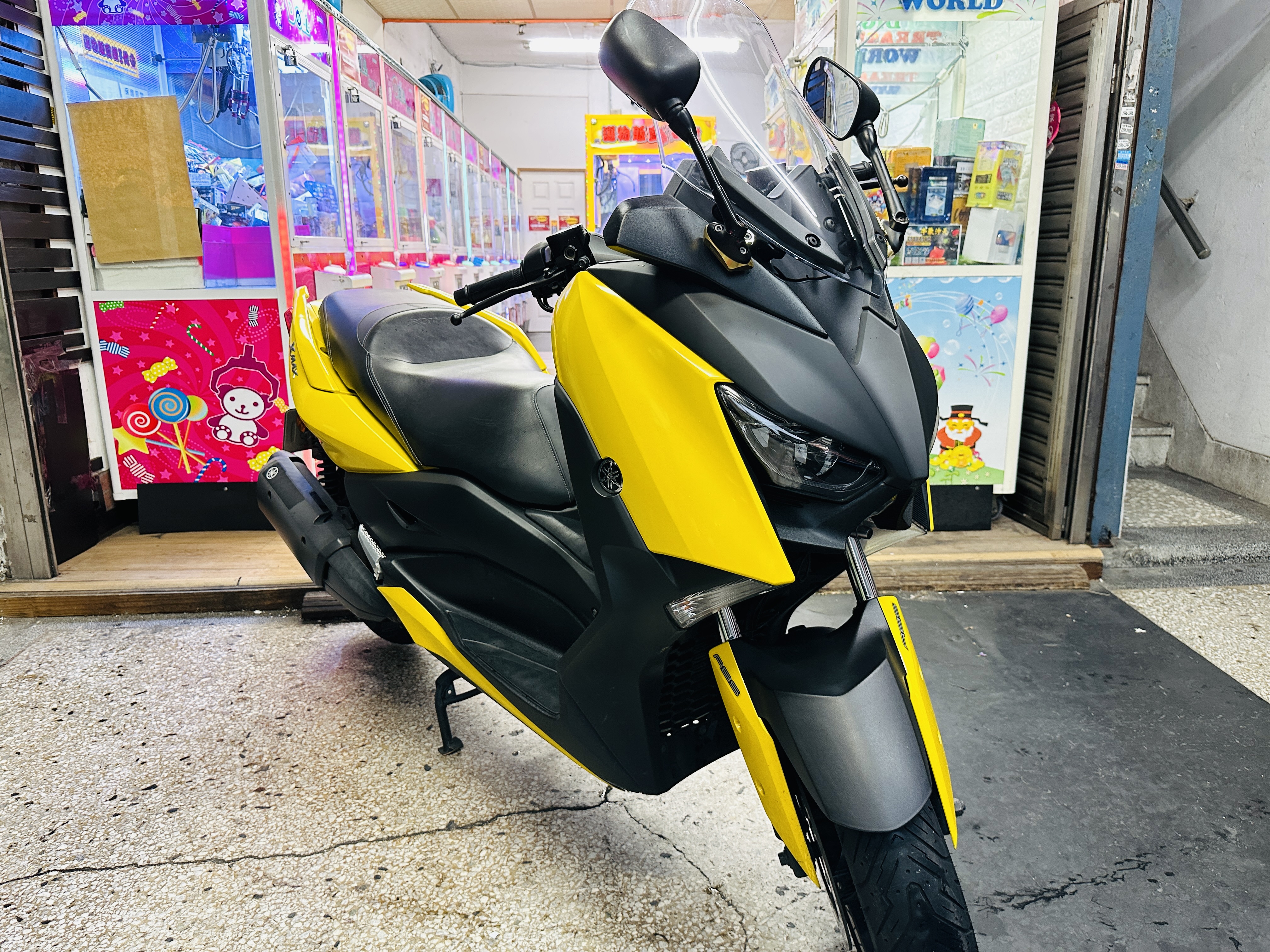 YAMAHA X-MAX 300 - 中古/二手車出售中 YAMAHA XMAX300 2018 才跑1萬1公里 黃色 | 輪泰車業