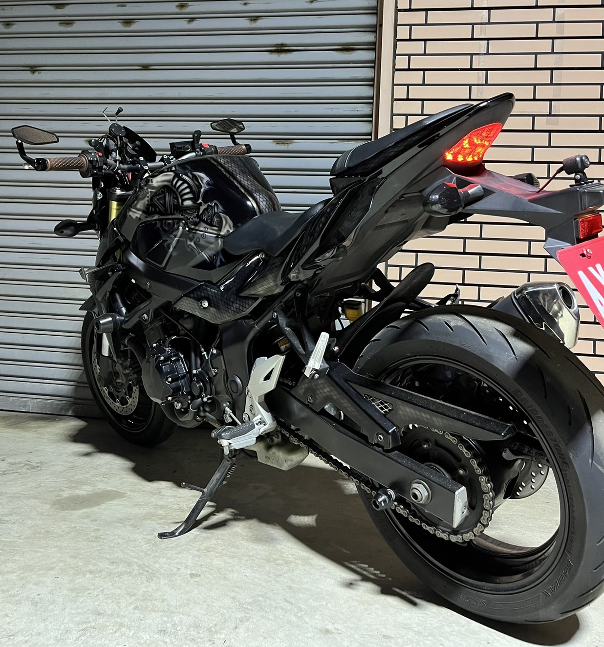 SUZUKI GSR750 - 中古/二手車出售中 SUZUKI GSR750 鈴木暴力街車 跟S750一樣破百匹馬力輸出 | 個人自售