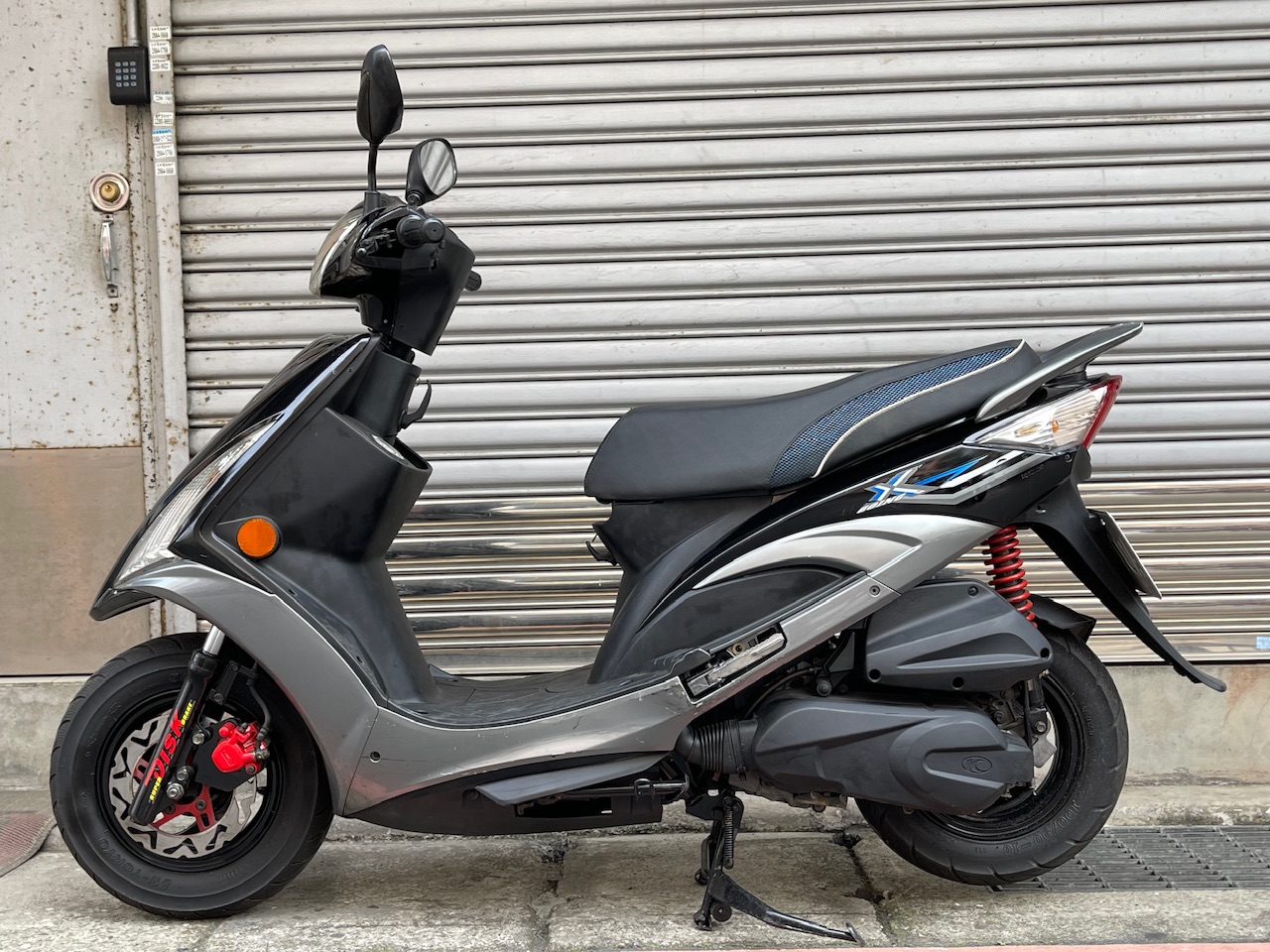 光陽 X GOING 125 - 中古/二手車出售中 賣代步光陽X-Gonig 125  2015年碟煞 車殼原廠無改裝，車況都正常，通勤、接送、外送代步車好車喔~ | 個人自售