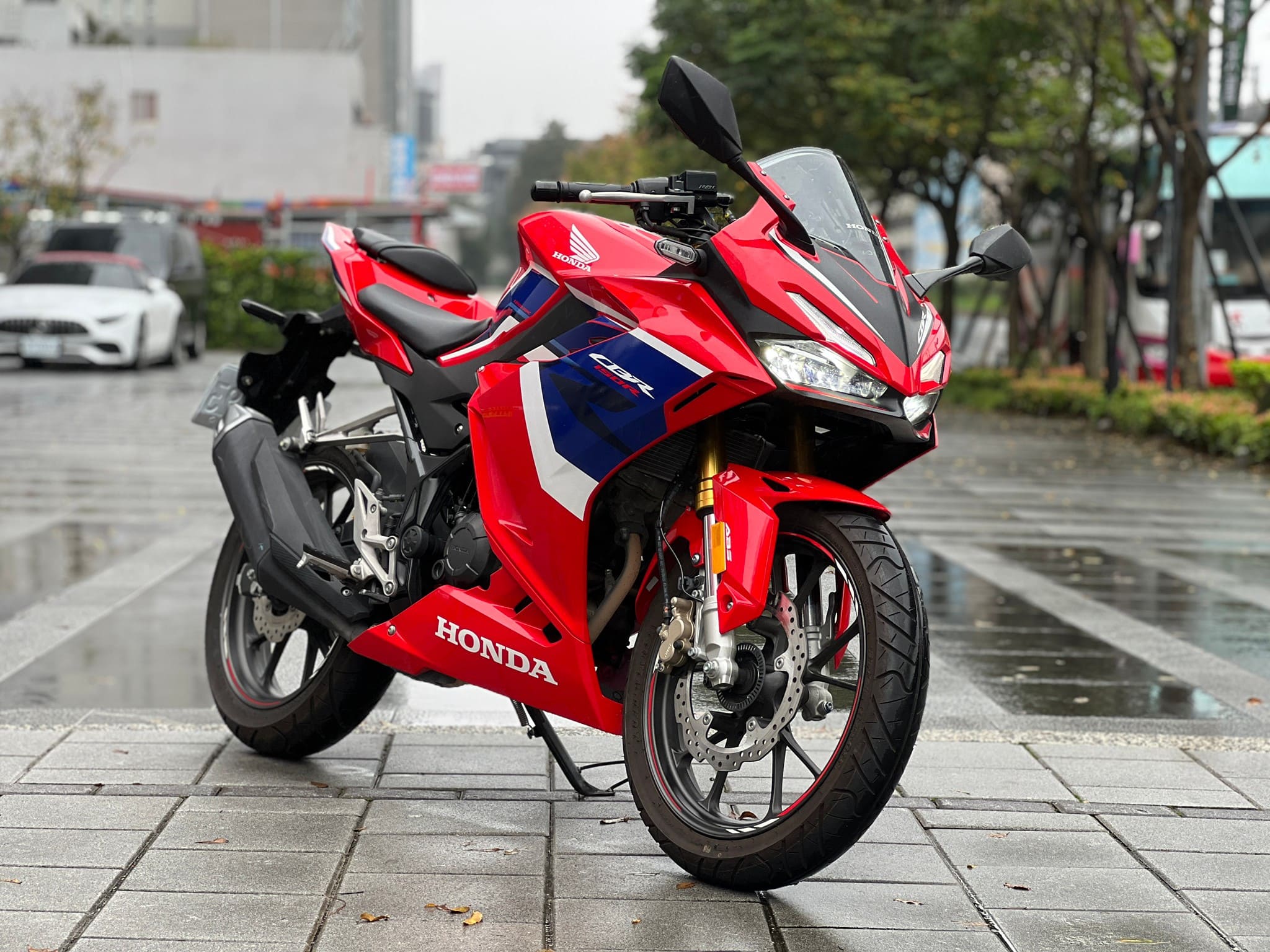 HONDA CBR150R - 中古/二手車出售中 2022年 HONDA CBR150R/0元交車/分期貸款/車換車/線上賞車/到府交車 | 翊帆國際重車