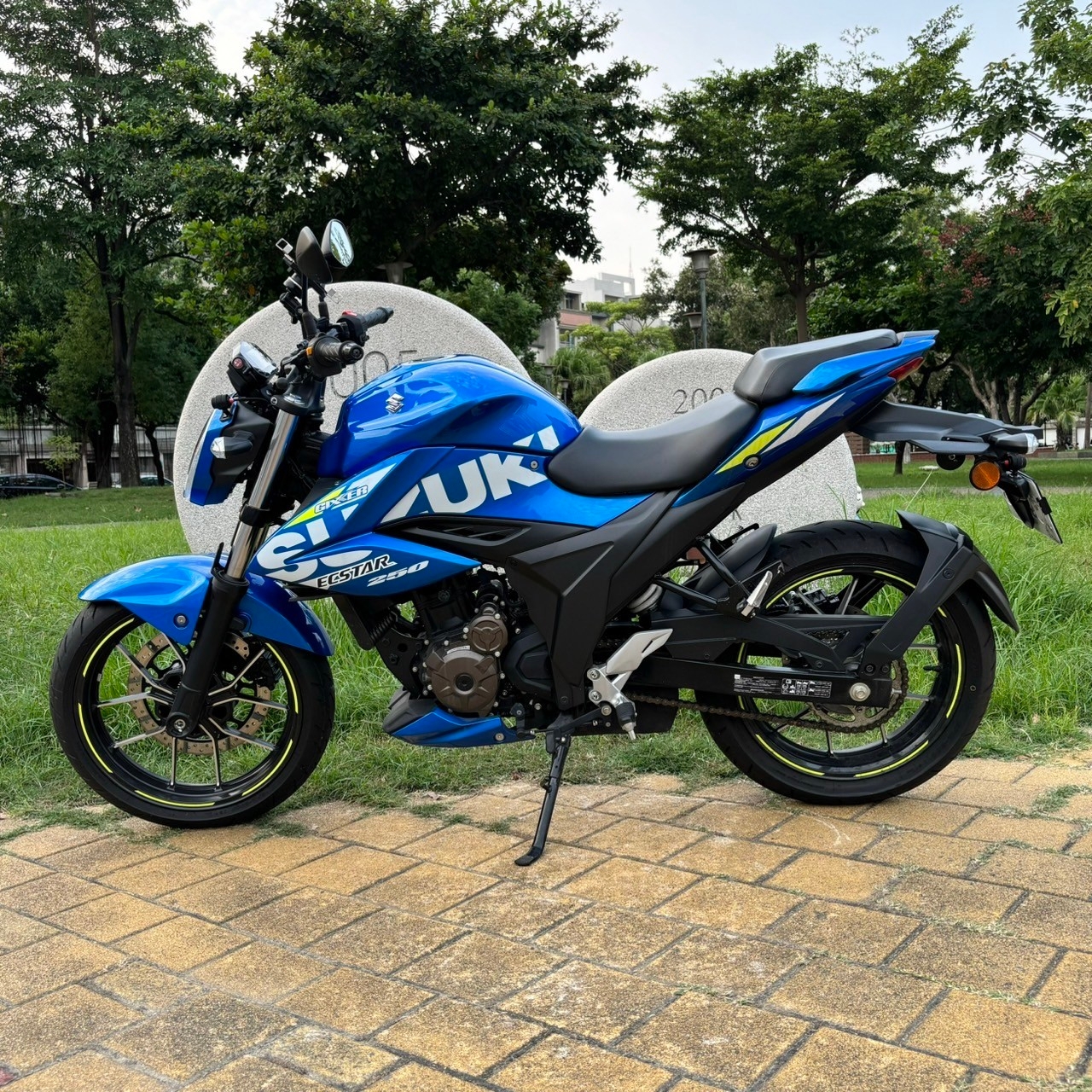 SUZUKI GIXXER 250 - 中古/二手車出售中 2022 台鈴 Gixxer 250 ABS #8336 現況販售 | 貳輪嶼中古機車專賣-台南店