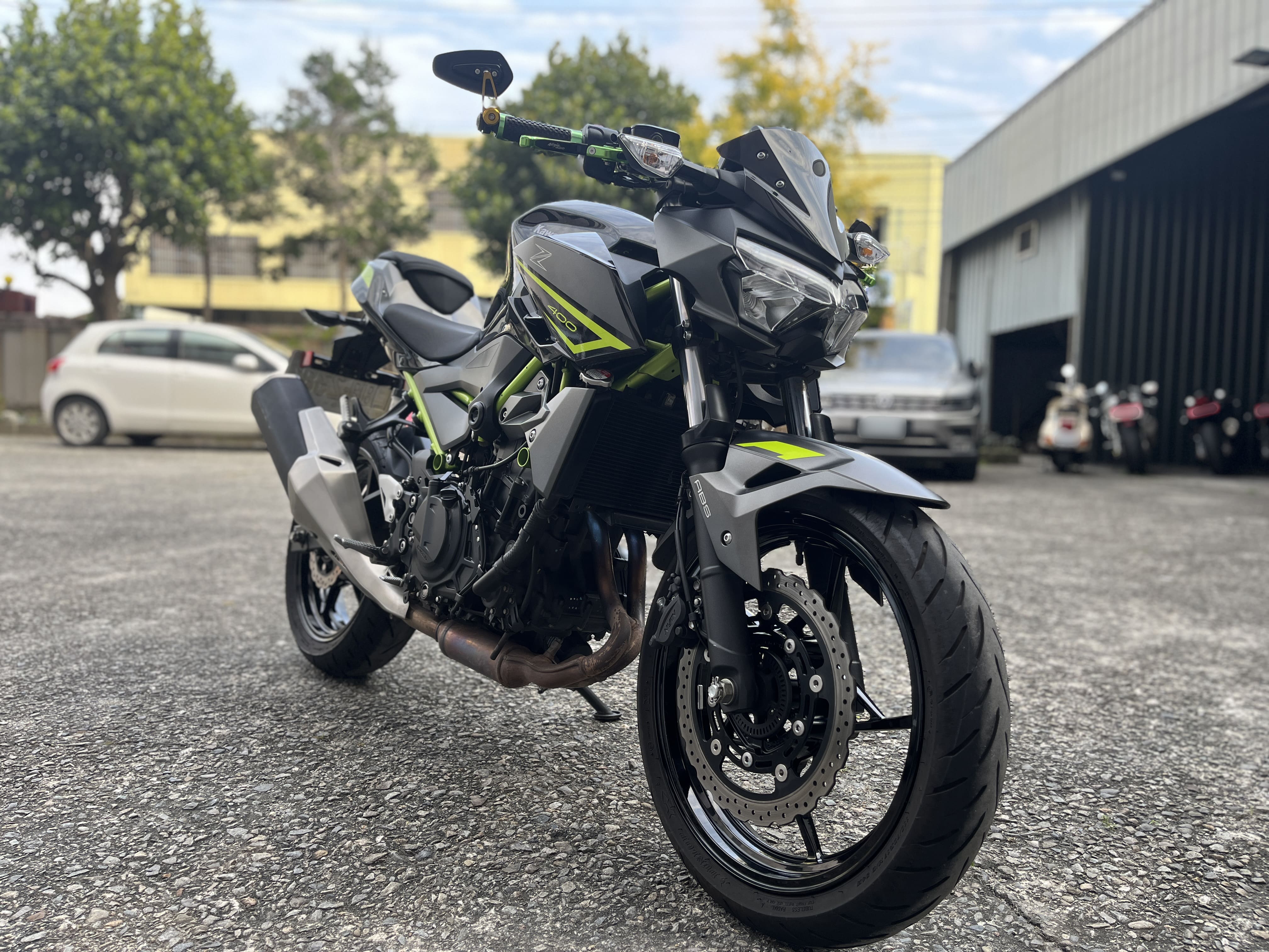 KAWASAKI Z400 - 中古/二手車出售中 2023年 KAWASAKI Z400/0元交車/分期貸款/車換車/線上賞車/到府交車 | 翊帆國際重車