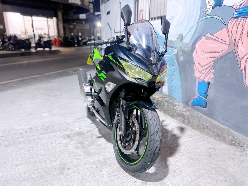 KAWASAKI NINJA400 - 中古/二手車出售中 Kawasaki Ninja 忍者400 可分期 協助託運 換車補貼 代償結清 LIne ID:@q0984380388 | 小菜輕重機