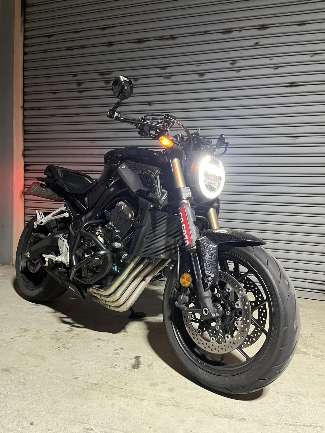 HONDA CB650R - 中古/二手車出售中 2020 CB650R 低里程 黑化車 | 個人自售